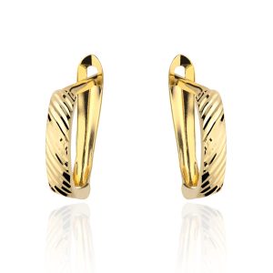 Złote kolczyki prostokąty z diamentowaniem 585